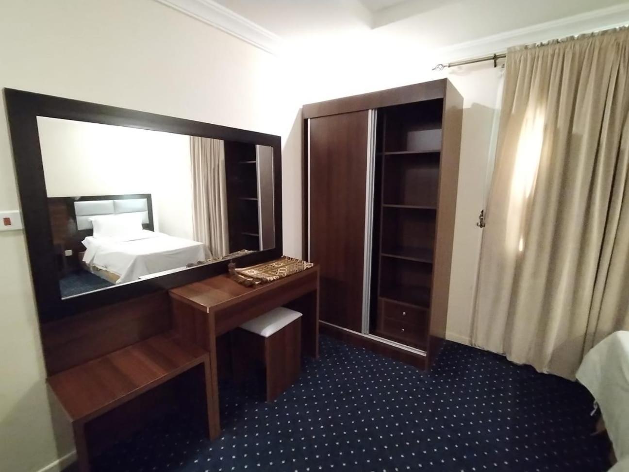 فندق الفرسان المتحدة فرع الفيصلية Jidá Exterior foto